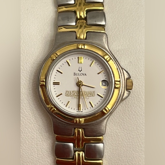 Bulova Ladies Watch White Dial Two Tone Bracelet Date Window 98U02 - Picture 5 of 13